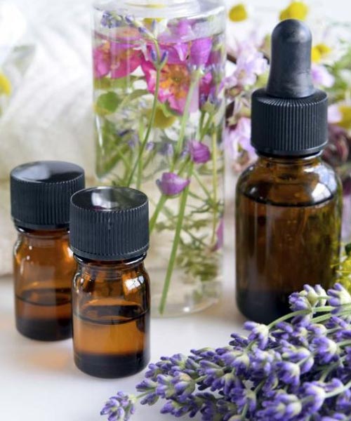 Manufacturers, Supplier, Trader, Exporters and Wholesaler of Floral Absolutes Oils